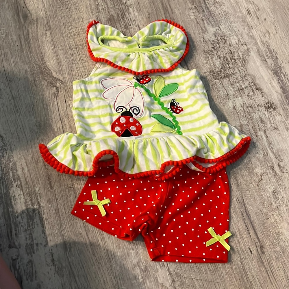 *4 for $15* Ladybug Outfit